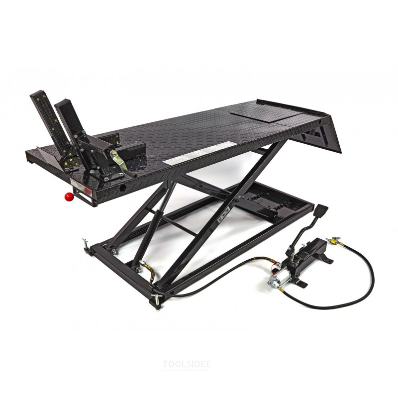 HBM 500 motor lift table - black