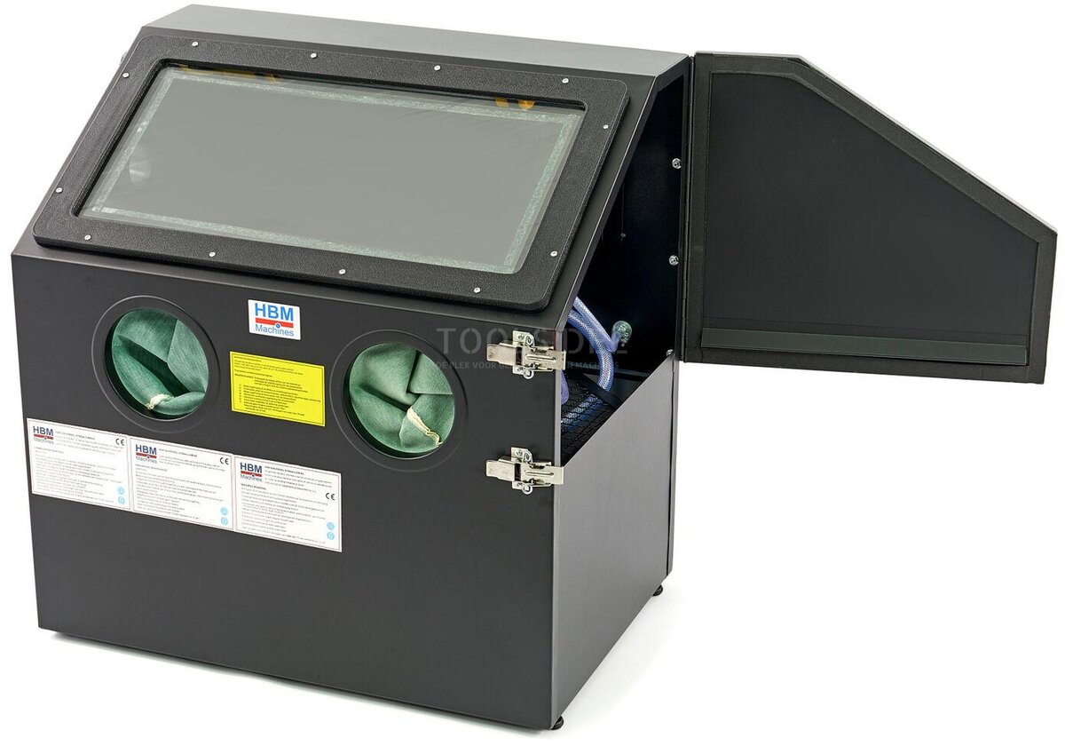 HBM SBC 110 Blast ohjaamo - MUSTA