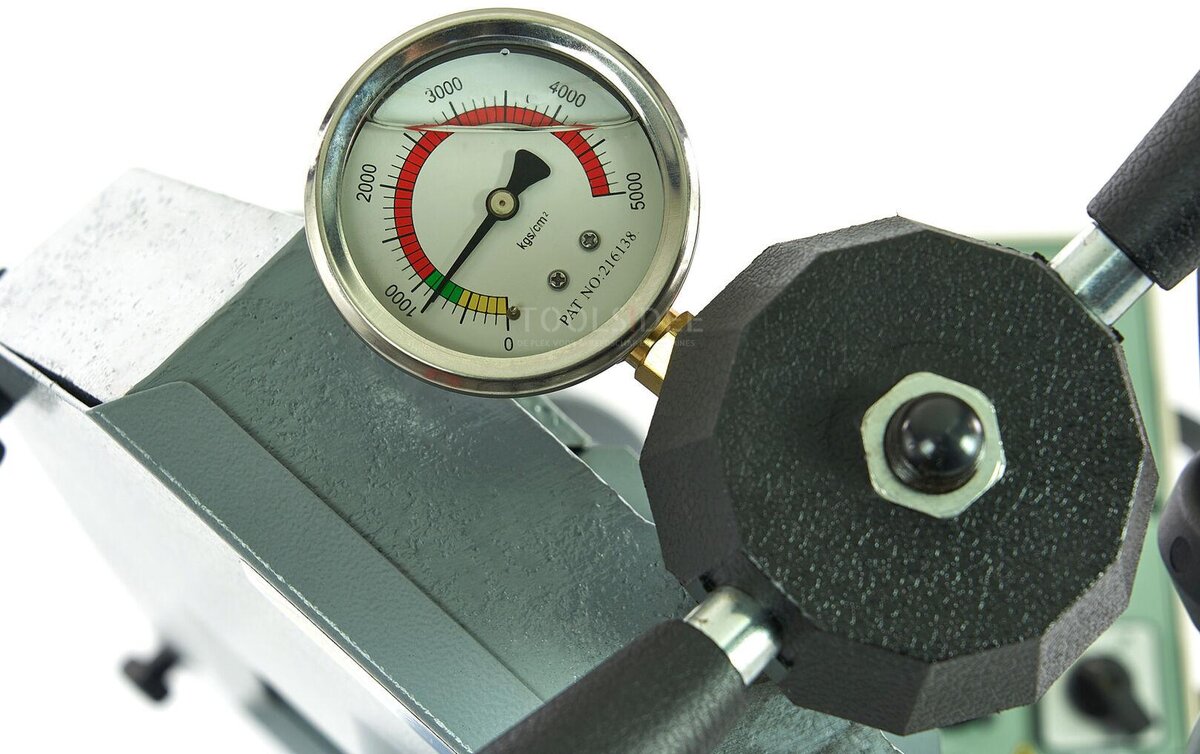 HBM 210 Profi Metal Band Saw - 400 Volt 2 RPM