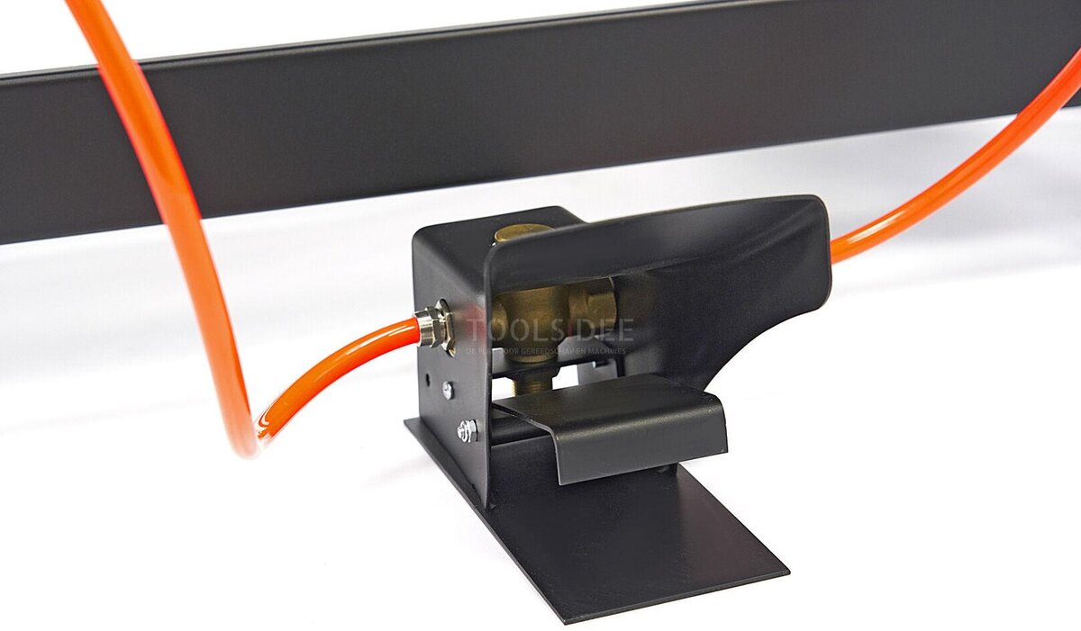 HBM SBC 880 Double Jet Cabin med 2 avtrekkere