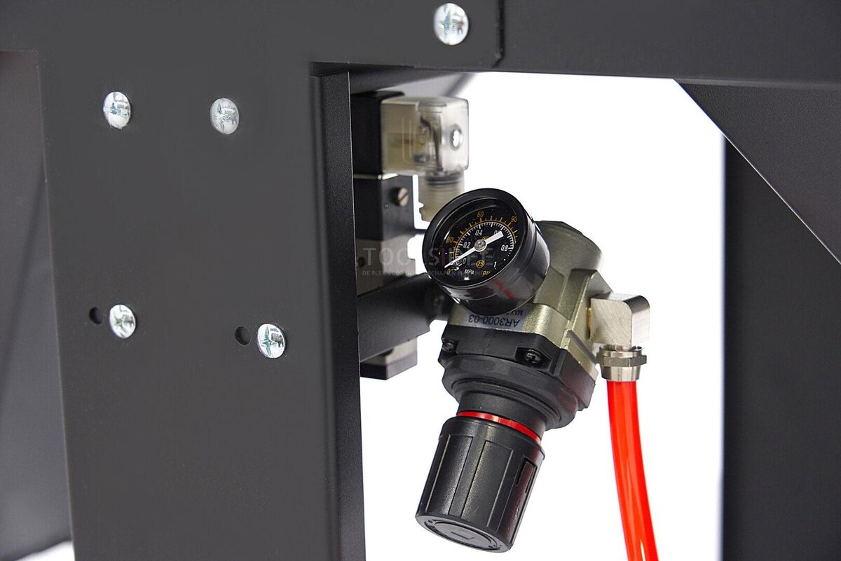 HBM SBC 880 Double Jet Cabin med 2 avtrekkere