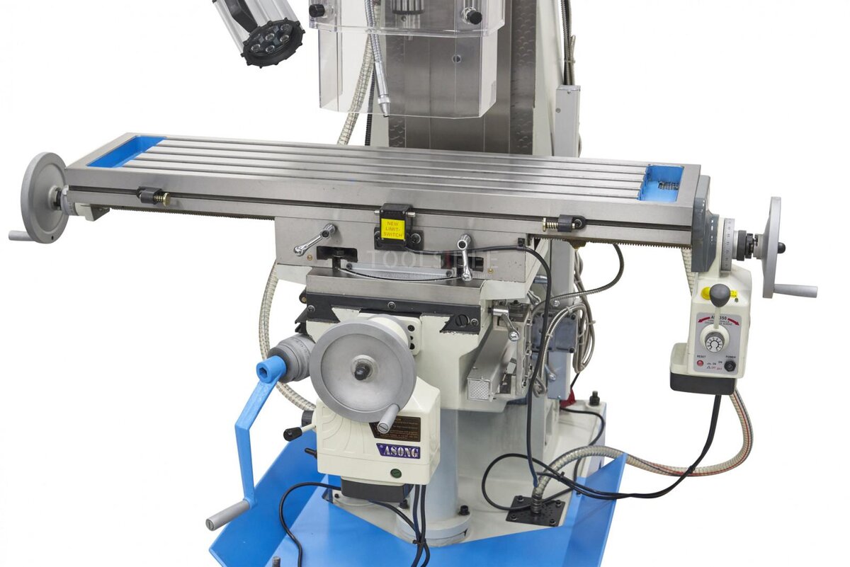 HBM BF 60 Profesjonell fresemaskin med 3 akse LCD Digital avlesningssystem HBM BF 60 Profesjonell fresemaskin med 3 akse LCD Digital avlesningssystem