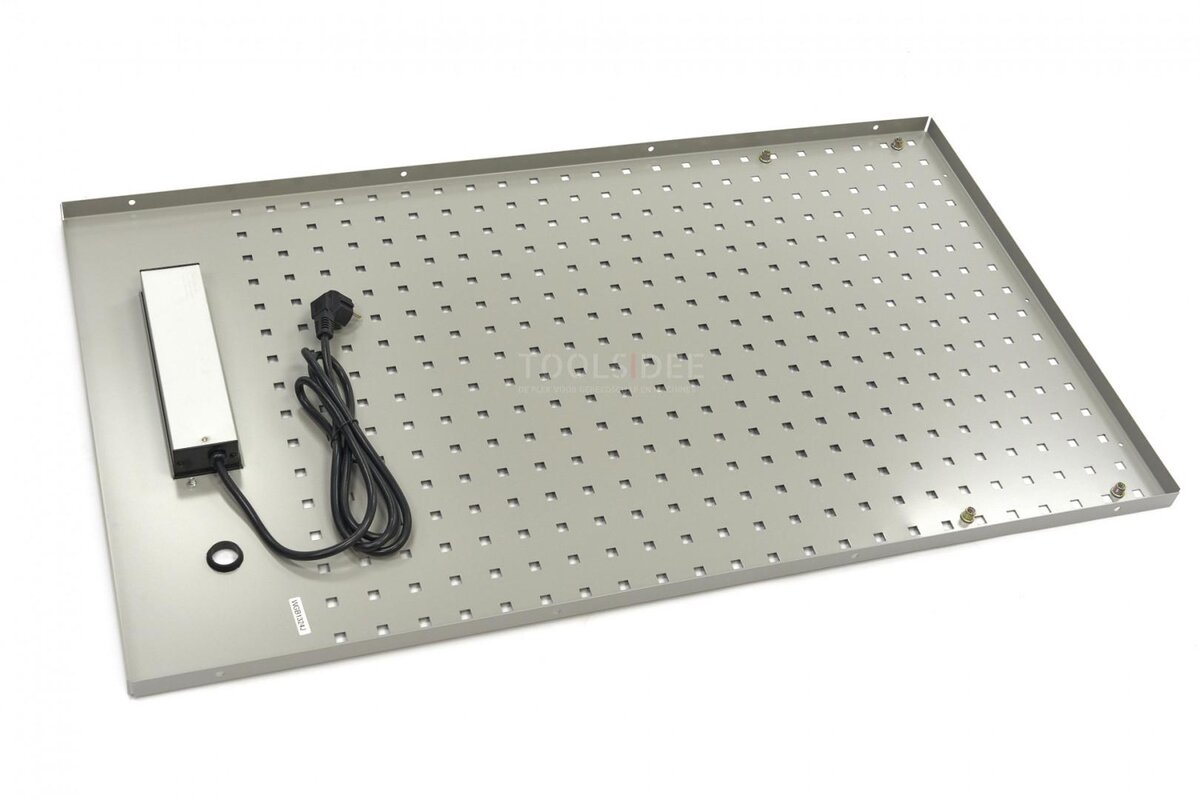 HBM Werkzeugtafel 105 x 61 cm inklusive Steckdose für Werkstattausrüstung