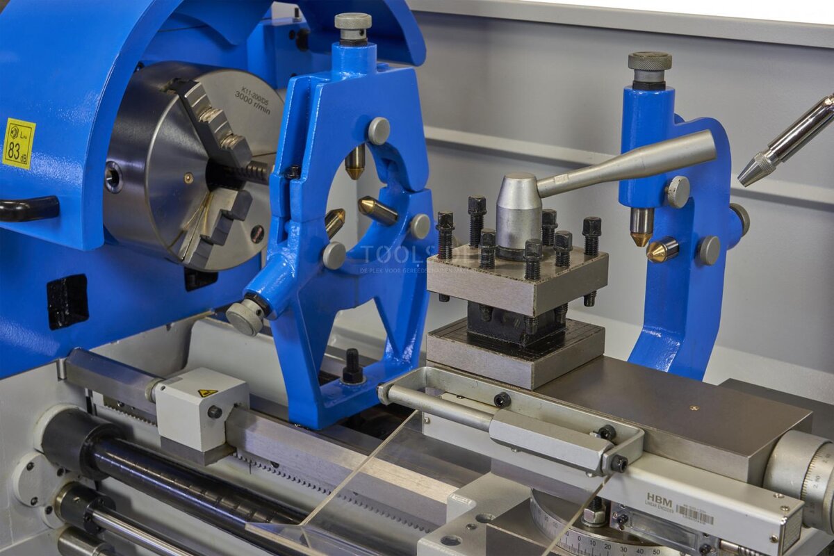 HBM 400 X 1000 Metal Lathe With 3 Axis LCD Digital Readout System HBM 400 X 1000 Metal Lathe With 3 Axis LCD Digital Readout System