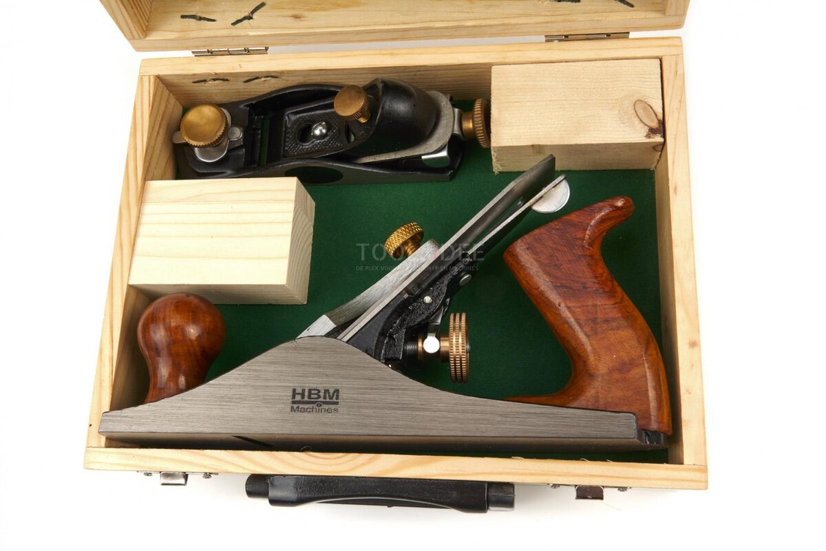 HBM 2-delt håndhøvlesett 160 og 245 mm HBM 2-delt håndhøvlesett 160 og 245 mm