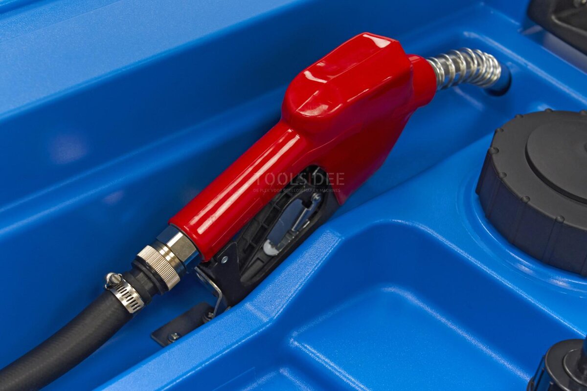 HBM 12 Volt 400 liters plastdieseltank