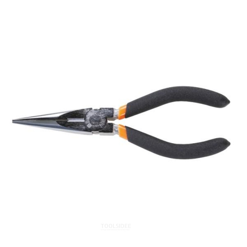 Beta pliers set consisting of combination pliers, long needle nose pliers and side cutters. Handle with double non-slip PVC laye