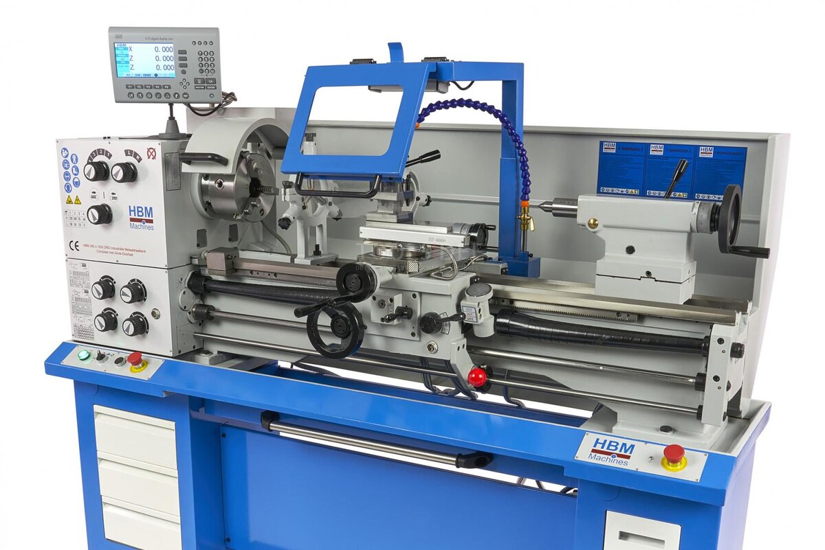 HBM 360 x 1000 industriell metalldreiebenk komplett med stor åpning med 3-akset LCD digitalt avlesningssystem - 400 volt