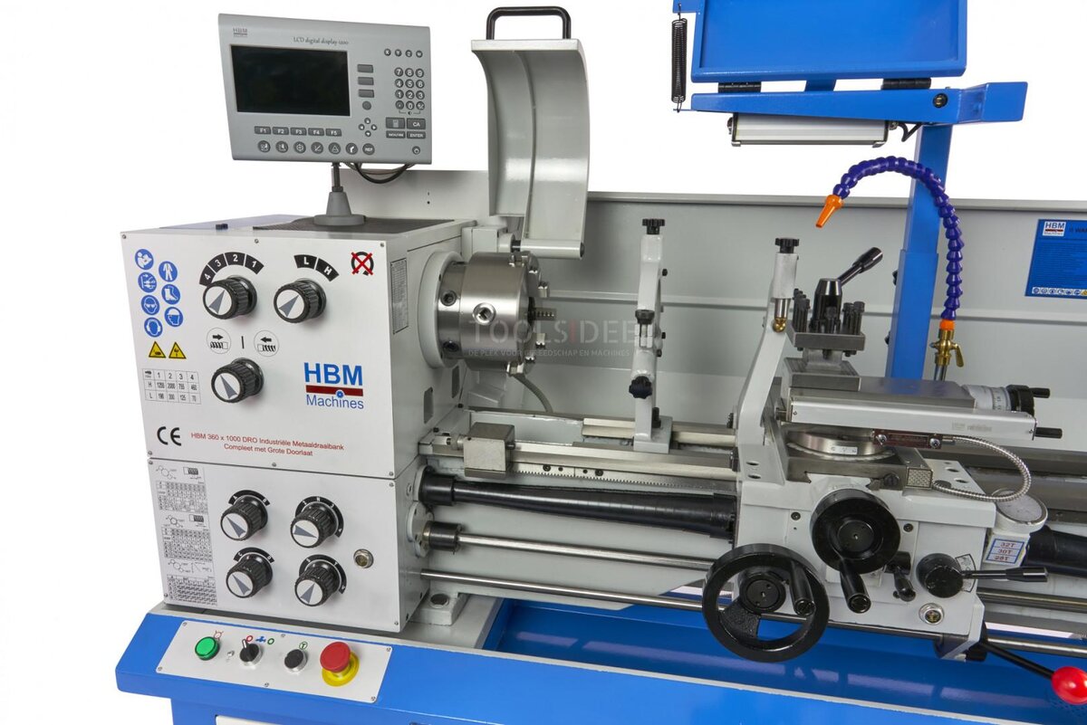 HBM 360 x 1000 industriell metalldreiebenk komplett med stor åpning med 3-akset LCD digitalt avlesningssystem - 400 volt