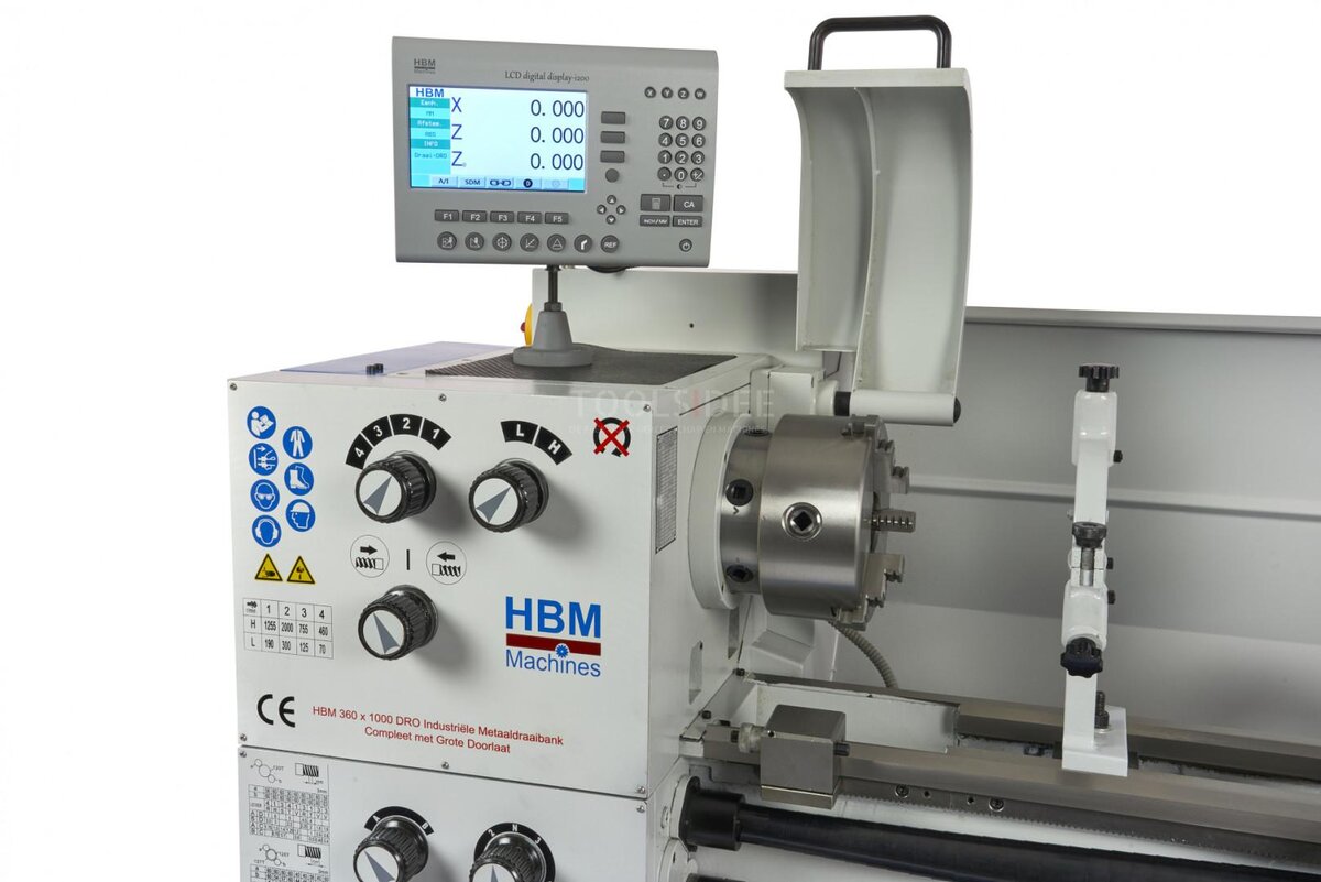 HBM 360 x 1000 industriell metalldreiebenk komplett med stor åpning med 3-akset LCD digitalt avlesningssystem - 400 volt