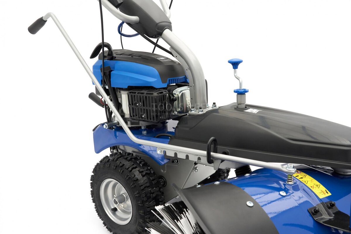 HBM Professionele 100 cm Veegmachine / Borstelmachine 173 cc - 5.5 PK 