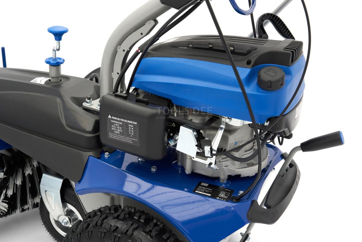 HBM Professionele 100 cm Veegmachine / Borstelmachine 173 cc - 5.5 PK 