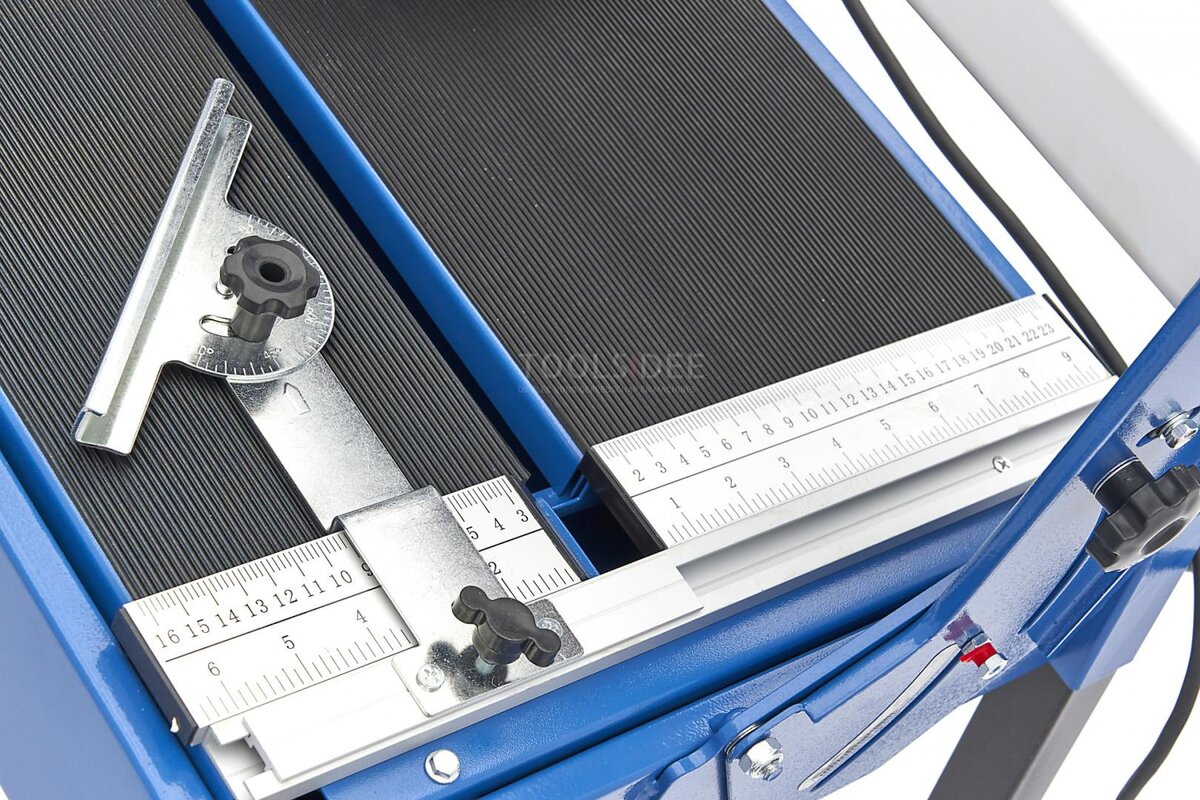 HBM Profesjonell Flissagmaskin - Flisekutter - 920 mm.- 1200W