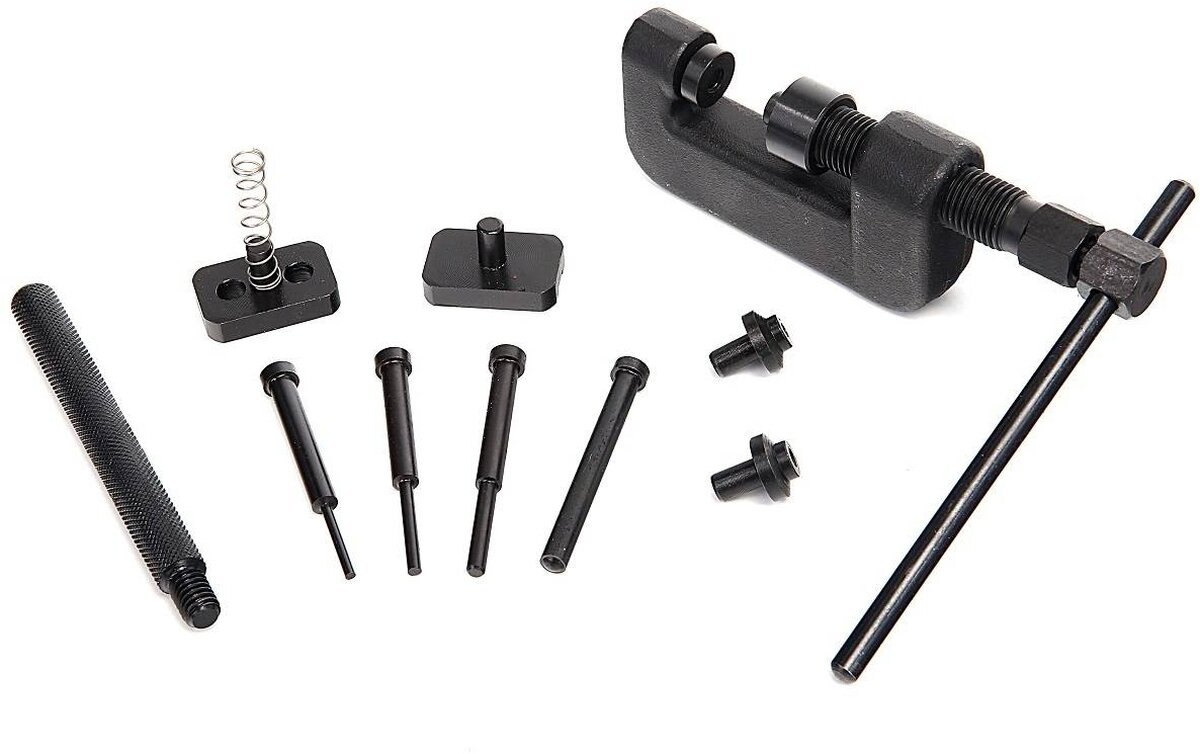 HBM 12-piece chain tool and latch set