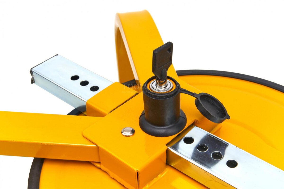 HBM Universal Adjustable Wheel Clamp With Lock