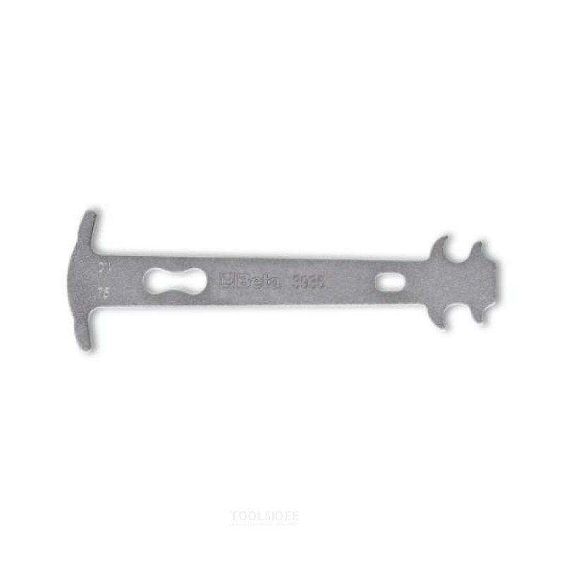 Beta chain wear measuring wrench