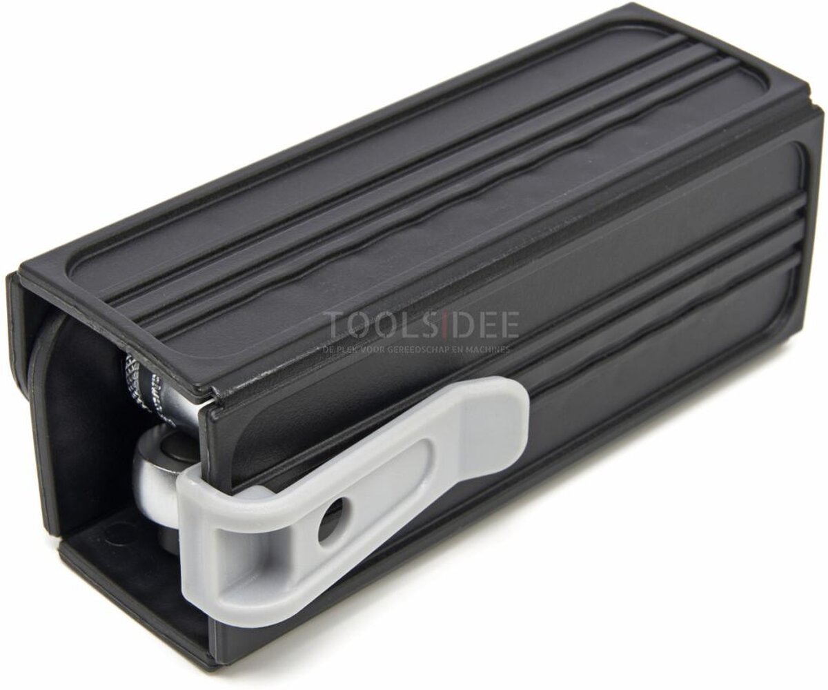 AOK 23 Piece Professional Socket Set and Bit Set with Ratchet in handy storage pouch