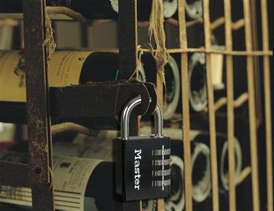 MasterLock Vorhängeschloss, 40 mm, Alu, 3 Ziffern, schwarz MasterLock Vorhängeschloss, 40 mm, Alu, 3 Ziffern, schwarz