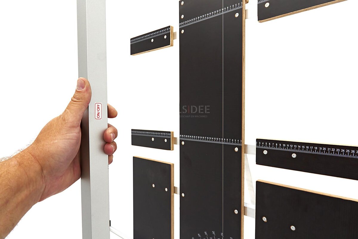 HBM 200 W skumkutter med ben og sider