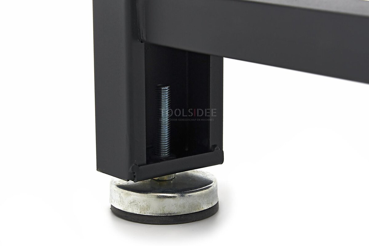 HBM 160 Cm. Profesjonell arbeidsbenk med benkeplate i heltre