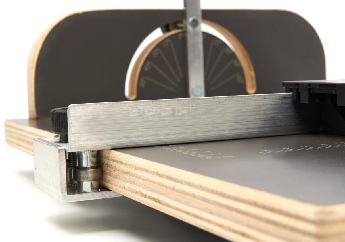 HBM Styroporschneider 18 Watt Verstellbar und kippbar HBM Styroporschneider 18 Watt Verstellbar und kippbar