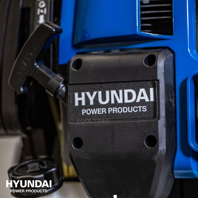Souffleur de feuilles Hyundai essence 52cc