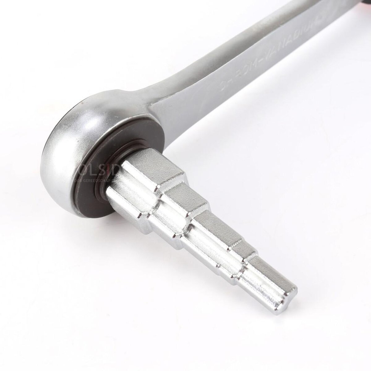 HBM Universal radiatornøkkel inkludert skralle