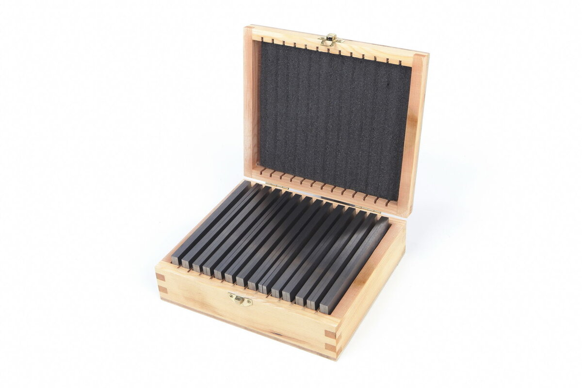 HBM 14 Delige Parallelset Model 3