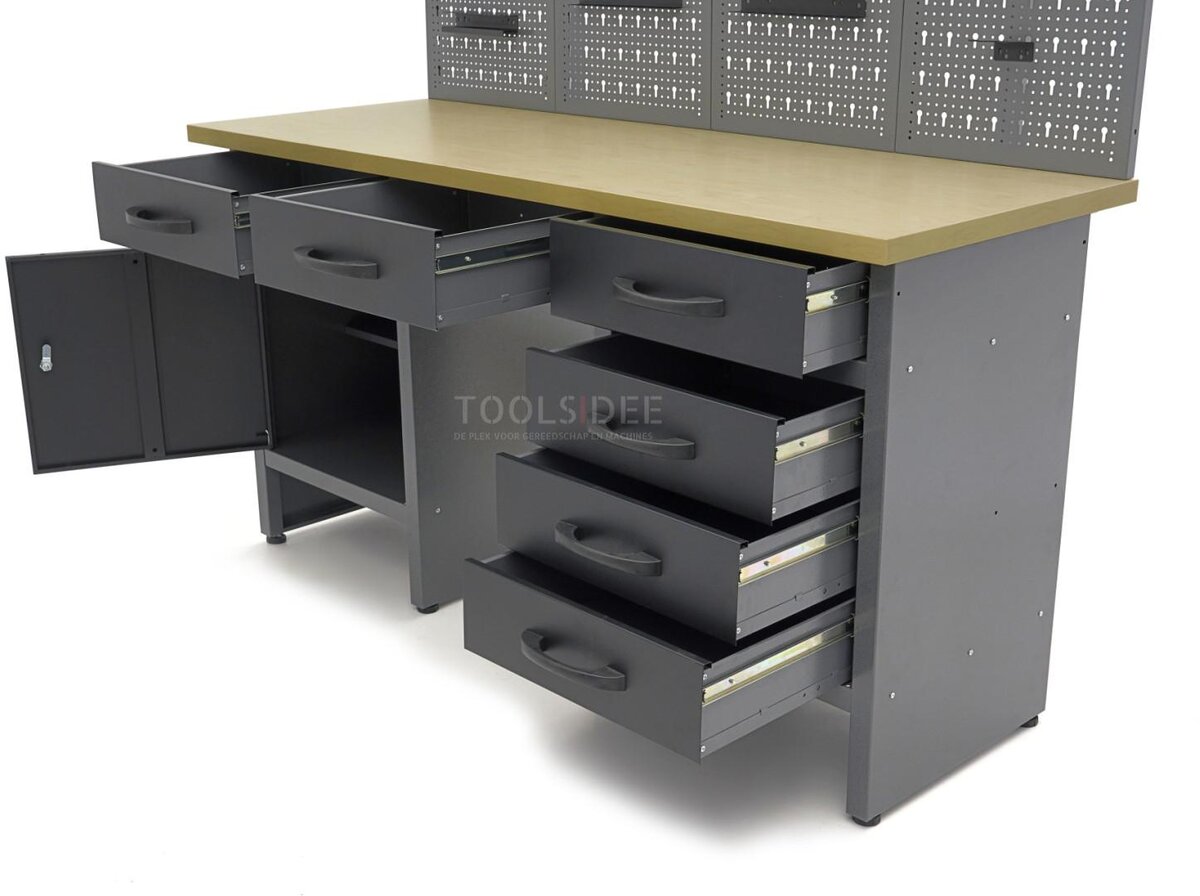 HBM arbeidsbenk med dører 160 x 60 x 200 cm HBM arbeidsbenk med dører 160 x 60 x 200 cm