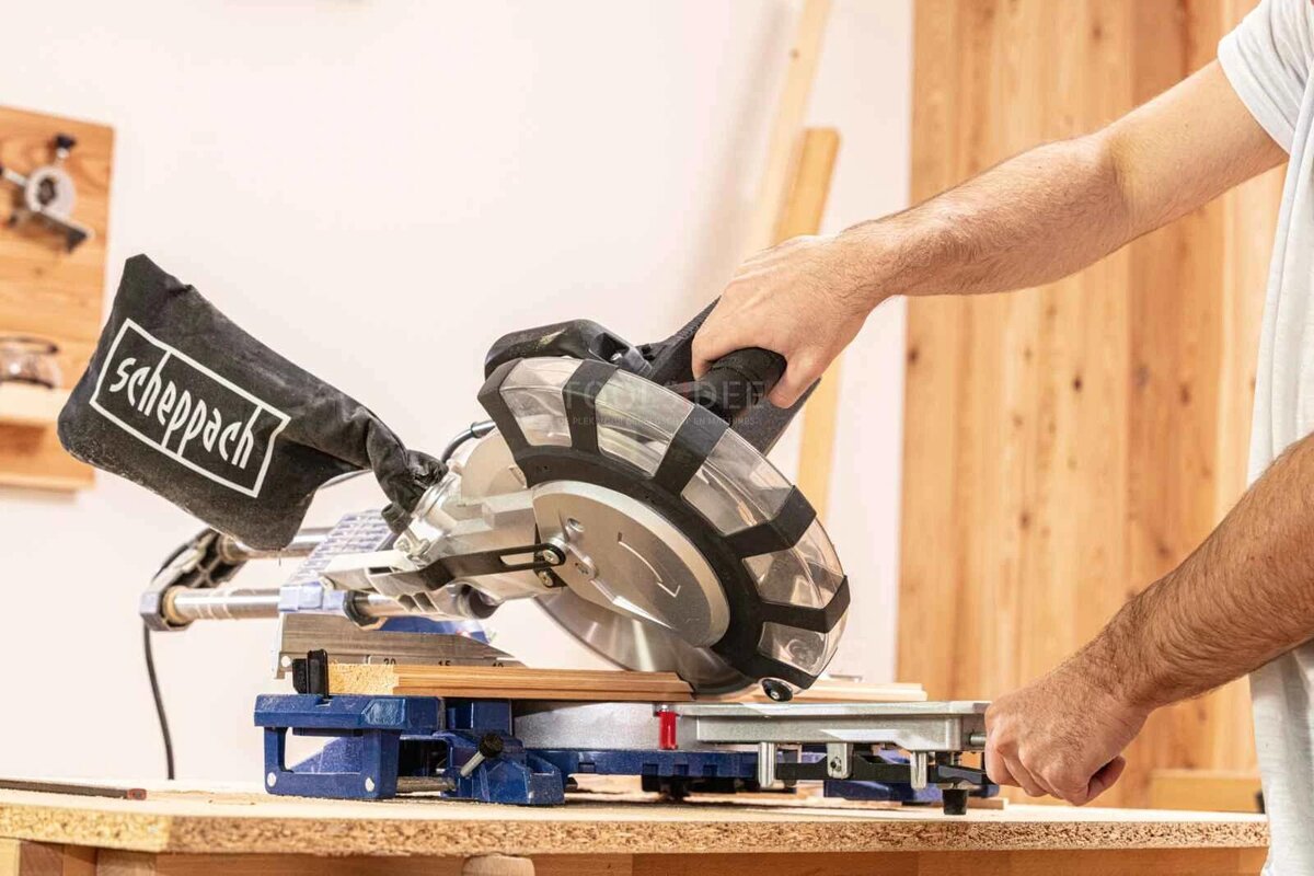 Sega per rifilare e tirare Scheppach HM254SPX