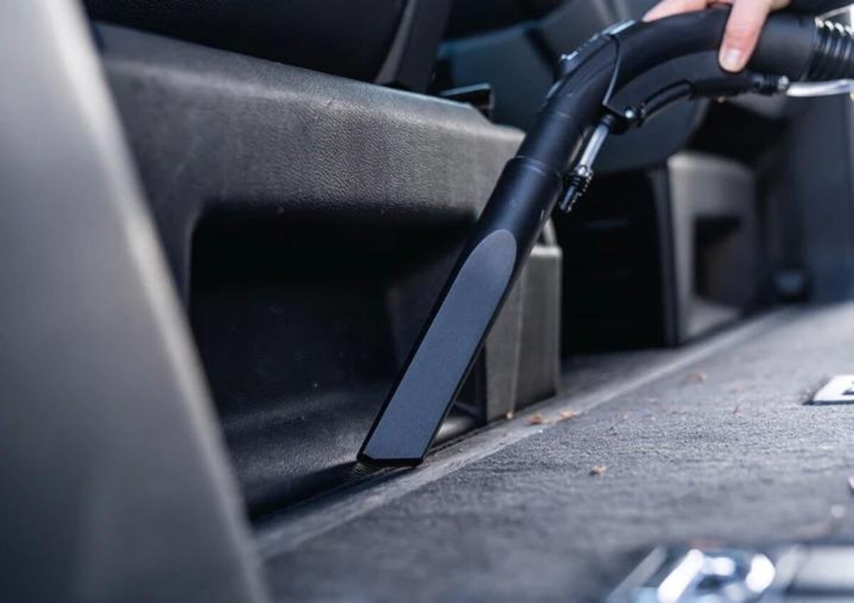 Scheppach Wet and Dry Vacuum Cleaner SprayVac20