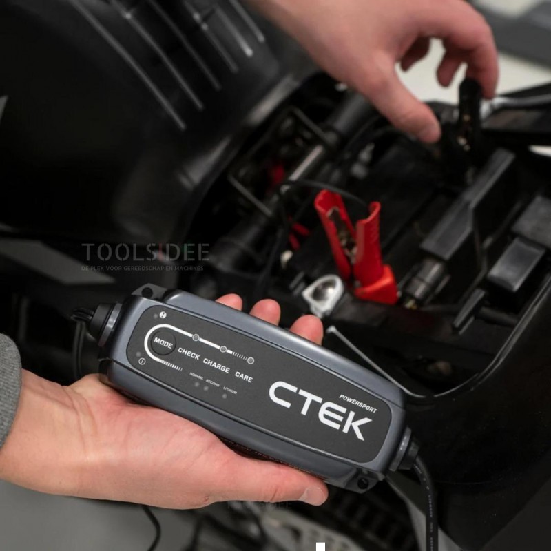 CTEK batteriladdare CT5 Powersport, 12 Volt, 2,3 Ah