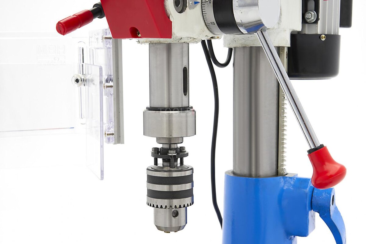 HBM 16 Boremaskin / fresemaskin med beskyttelsesdeksel 