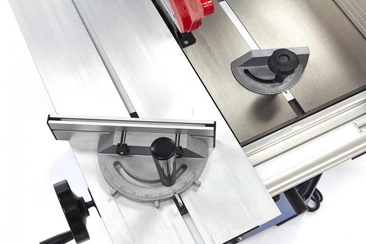 HBM 2200 Watt professionelt rundsavsbord med rullebord 