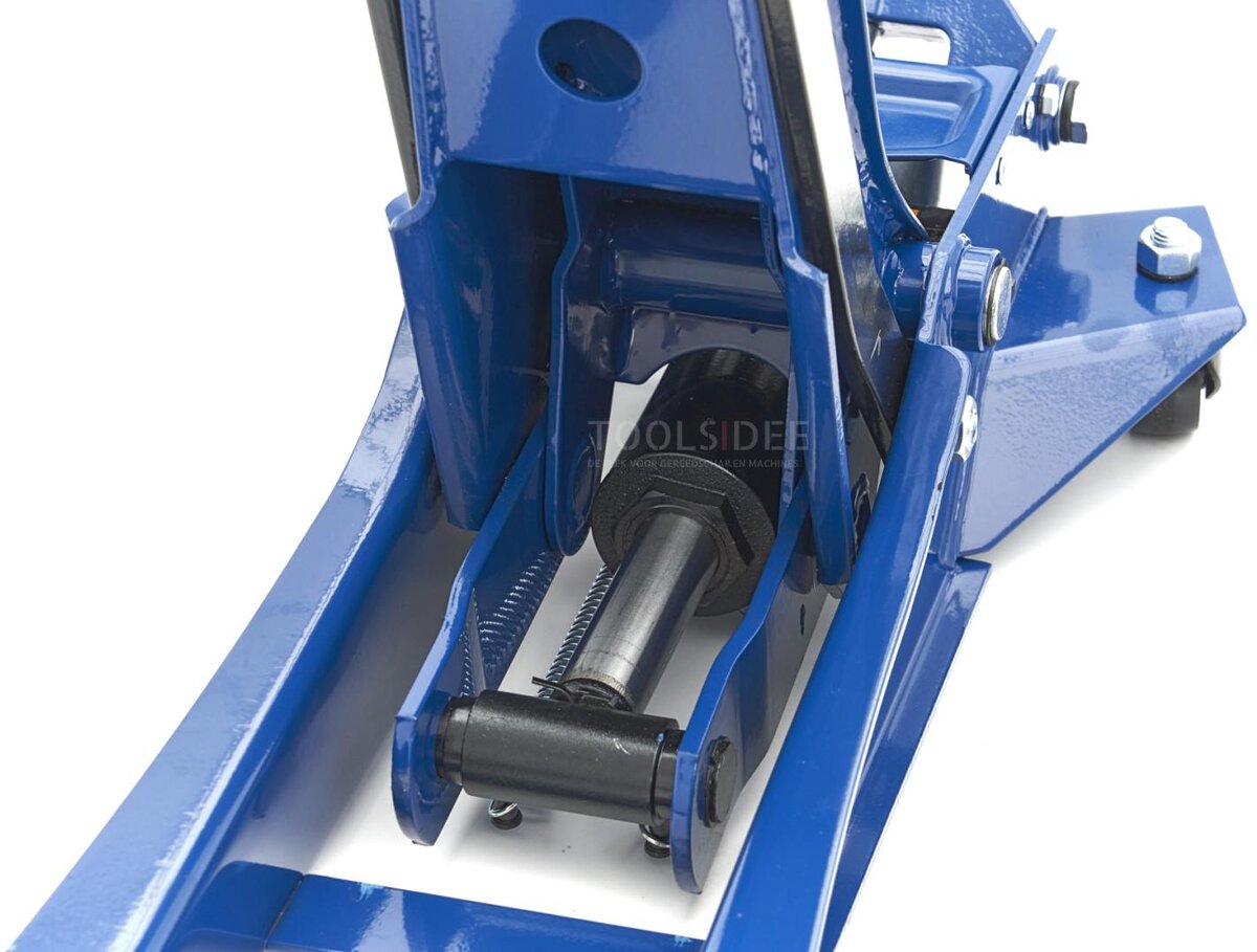 HBM garagedomkraft 2,5 ton 