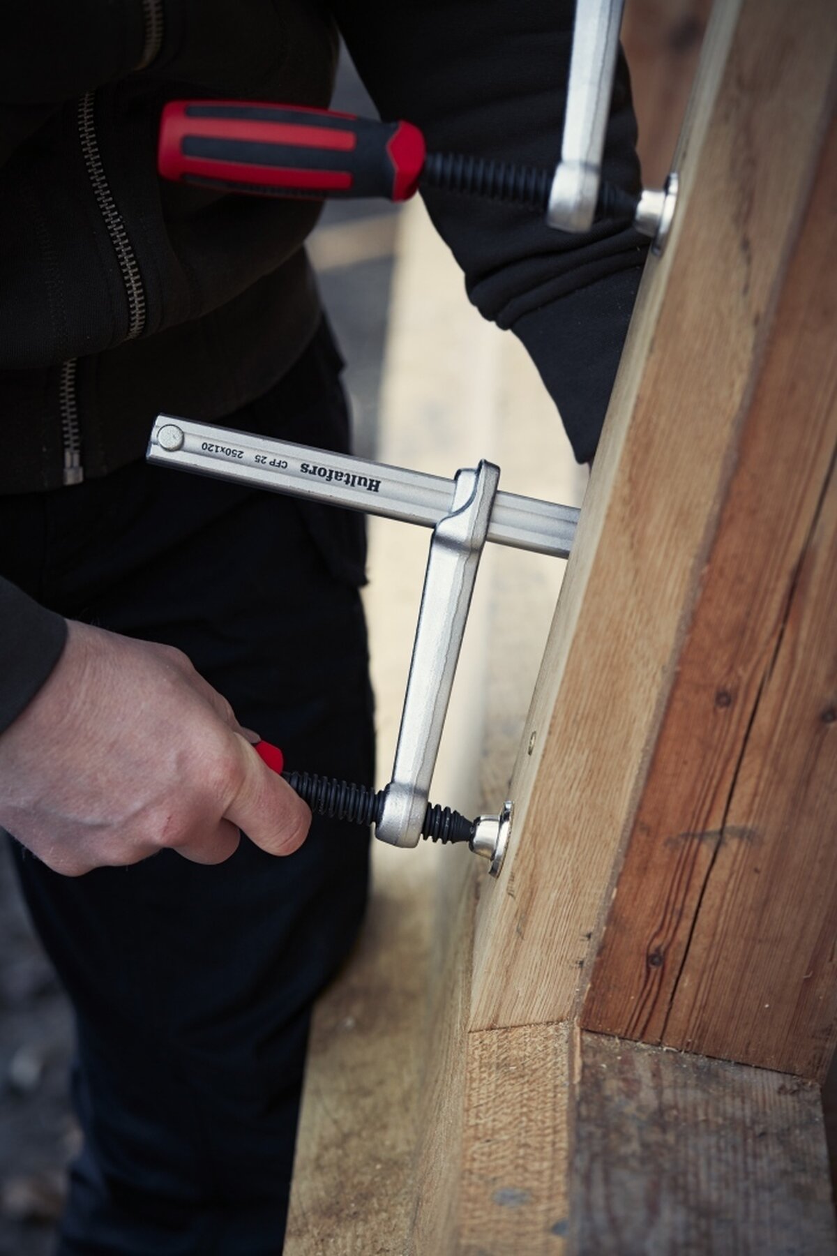 Hultafors Klebeklemme CFP 40 – mit schwenkbarem Griff