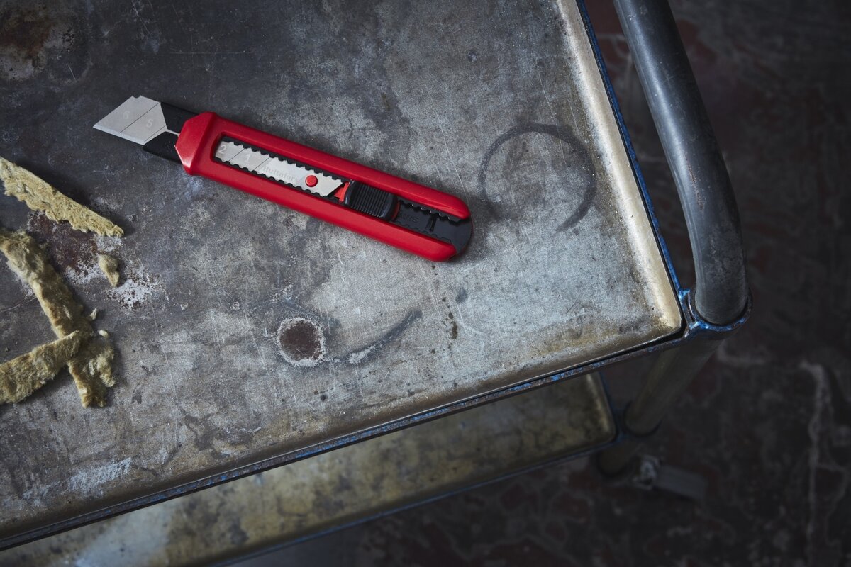 Hultafors Snap-off kniv SPP 25A med skyvesystem Hultafors Snap-off kniv SPP 25A med skyvesystem