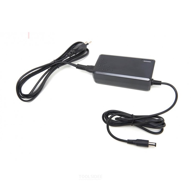 HBM laturi HBM Profi 10.8 V - 4400mAh flettemaskin sisältää 2 akkua