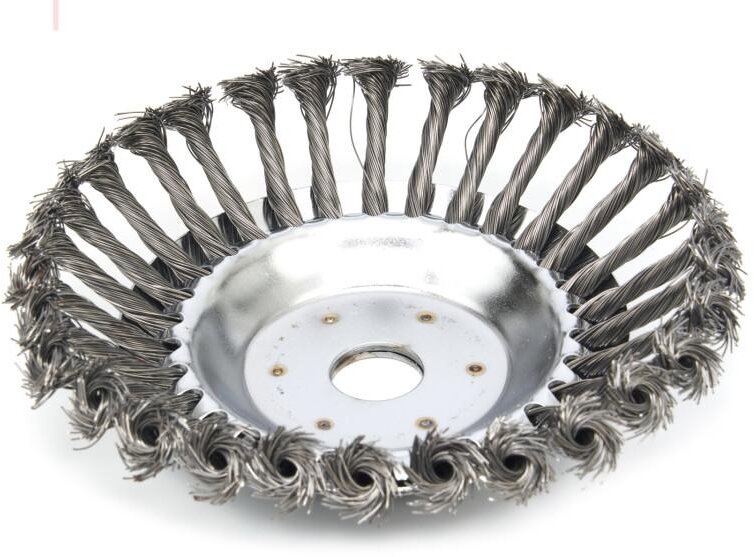 HBM 200 mm. Wildkrautbürste für die Motorsense HBM 200 mm. Wildkrautbürste für die Motorsense