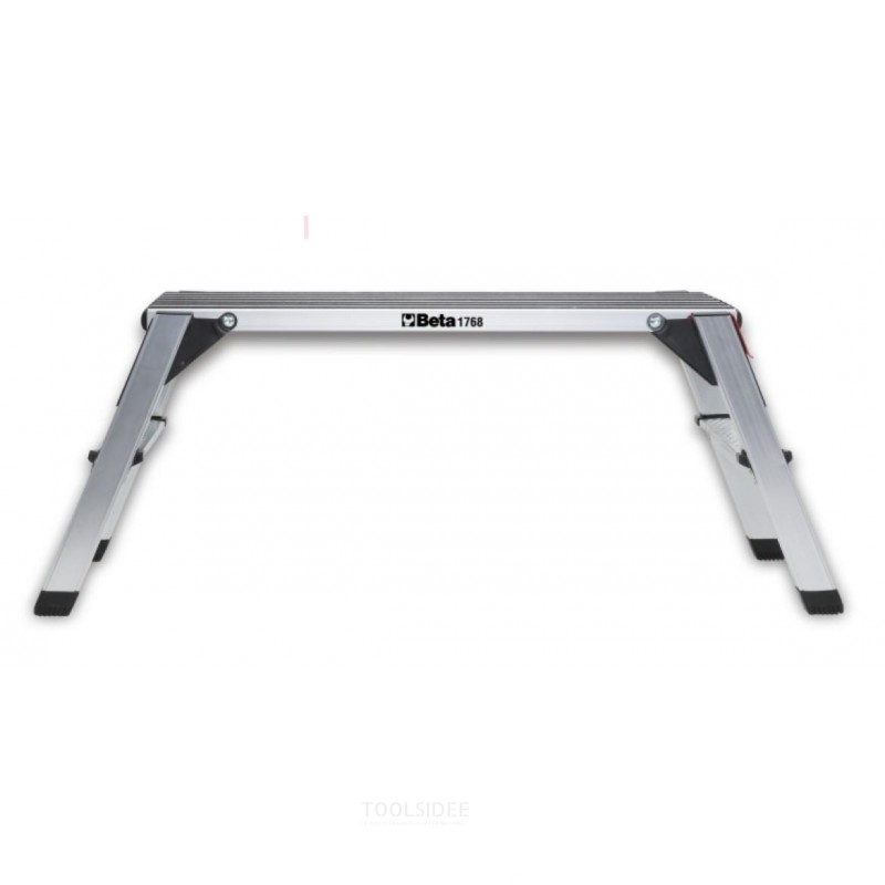 Beta aluminum step 96 x 30 x 47.5 cm Beta aluminum step 96 x 30 x 47.5 cm