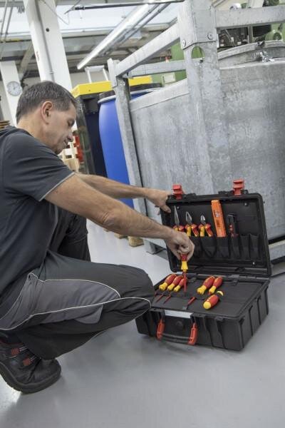 Wiha elektrikerværktøjskuffert basic stor 9300-70403 18 dele