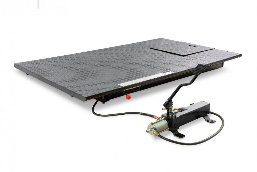 HBM 400 Quad, Trike Motor Lift Table - Black HBM 400 Quad, Trike Motor Lift Table - Black