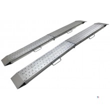 Set of aluminum ramps 1100kg 2440 x 240mm foldable usable width 220mm MW Tools Set of aluminum ramps 1100kg 2440 x 240mm foldable usable width 220mm MW Tools