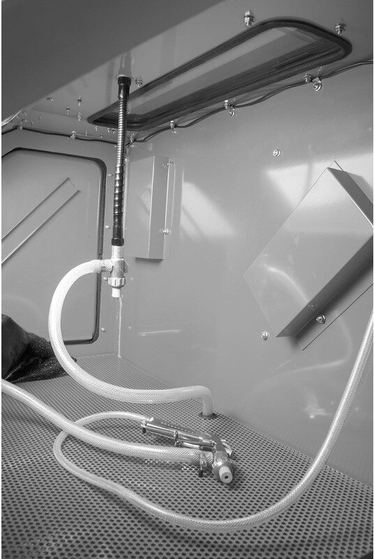 Professionelle Strahlkabine 350 L mit Absaugung und Handpistole mit festem Kopf MW Tools