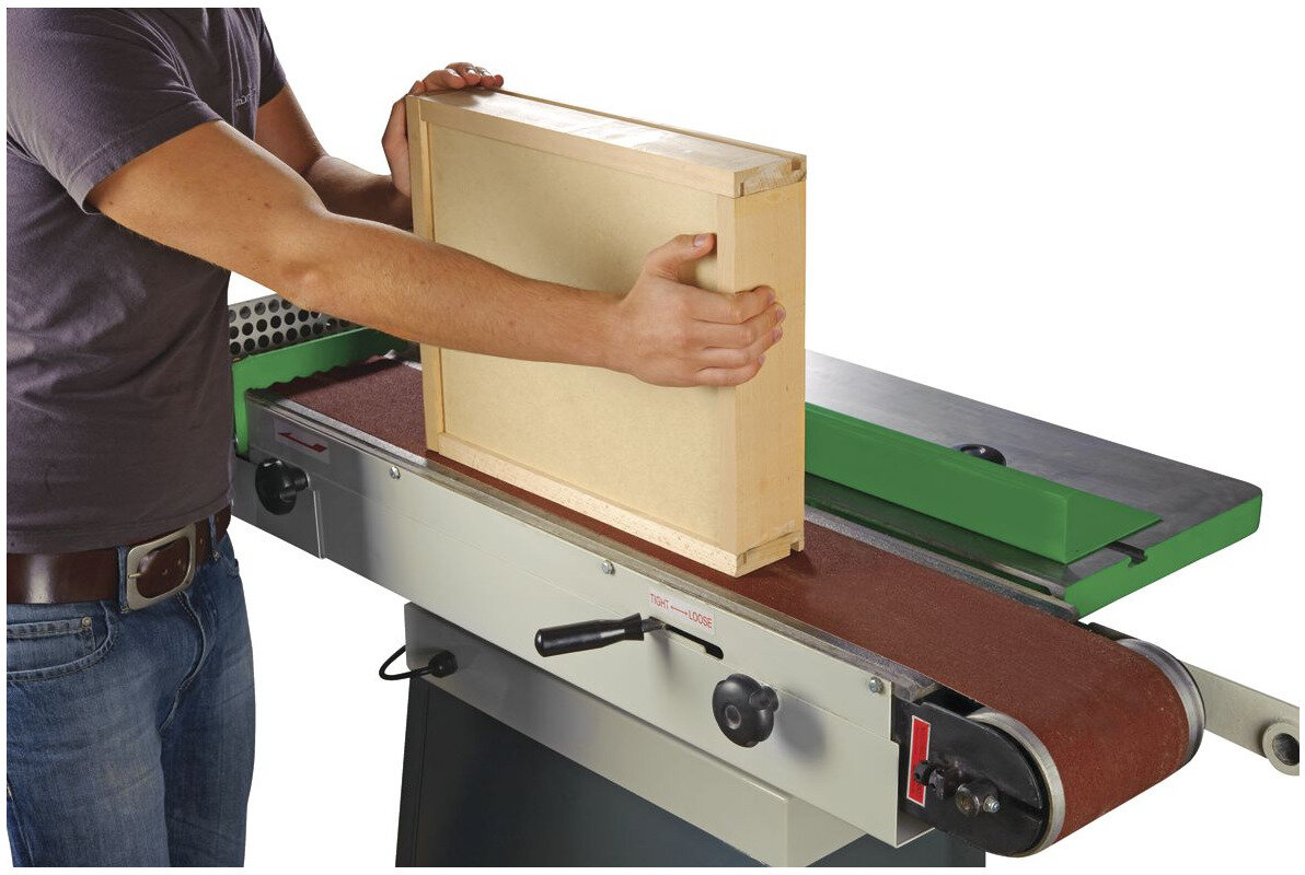 Oszillierende Kantenschleifmaschine, Schleiflänge 950 mm, Schleifband 150x2515 mm, 2,2 kW, 400V, Holzstar