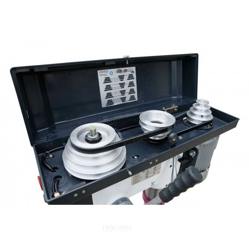Bohrmaschine zum Bohren bis ø 30 mm, MK4-Aufnahme, 1,1 kW, 400 V, 9 Geschwindigkeiten, Bohrklemme und Optidrill-Spannbolzensatz.