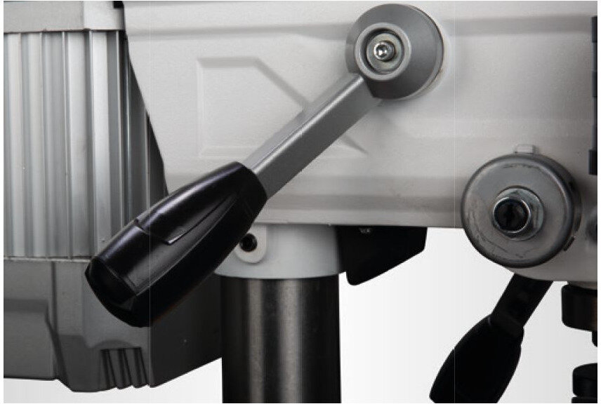 Tischbohrmaschine mit Bohrung bis ø 16 mm MK2 750W 230V mechanisch variable Geschwindigkeiten Optidrill