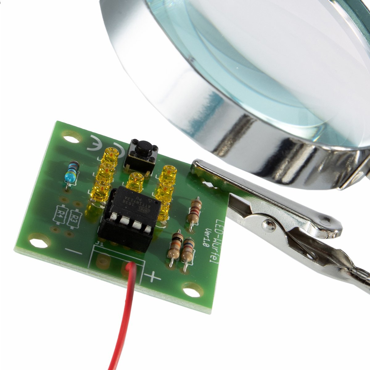 Weller helfende Hände mit Lupe