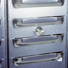 Raaco Lagerbehälter 2 Wandpaneele mit 32 Behältern