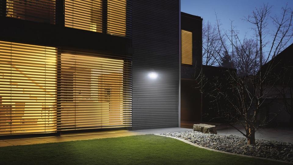 Steinel Sensor Udendørslampe Xsolar LS One hvid